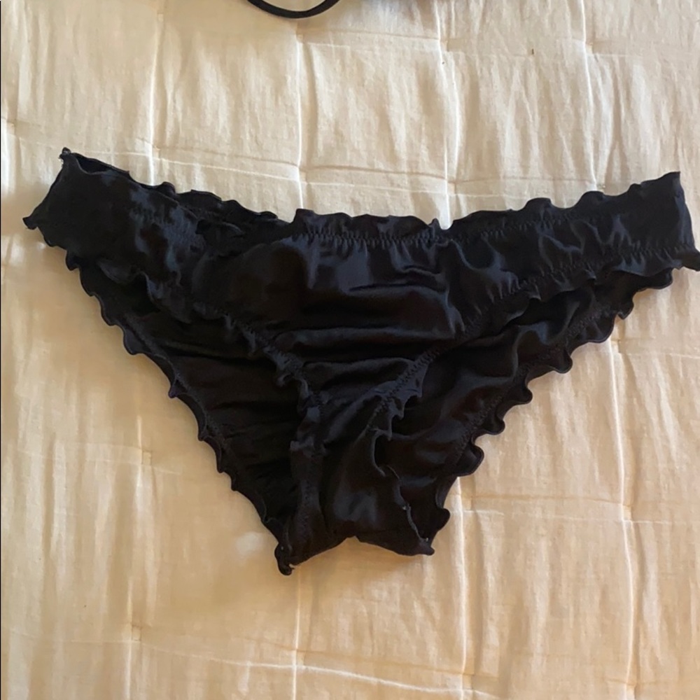 cheeky bikini bottoms